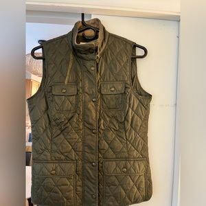 Banana Republic Women’s Quilted Vest